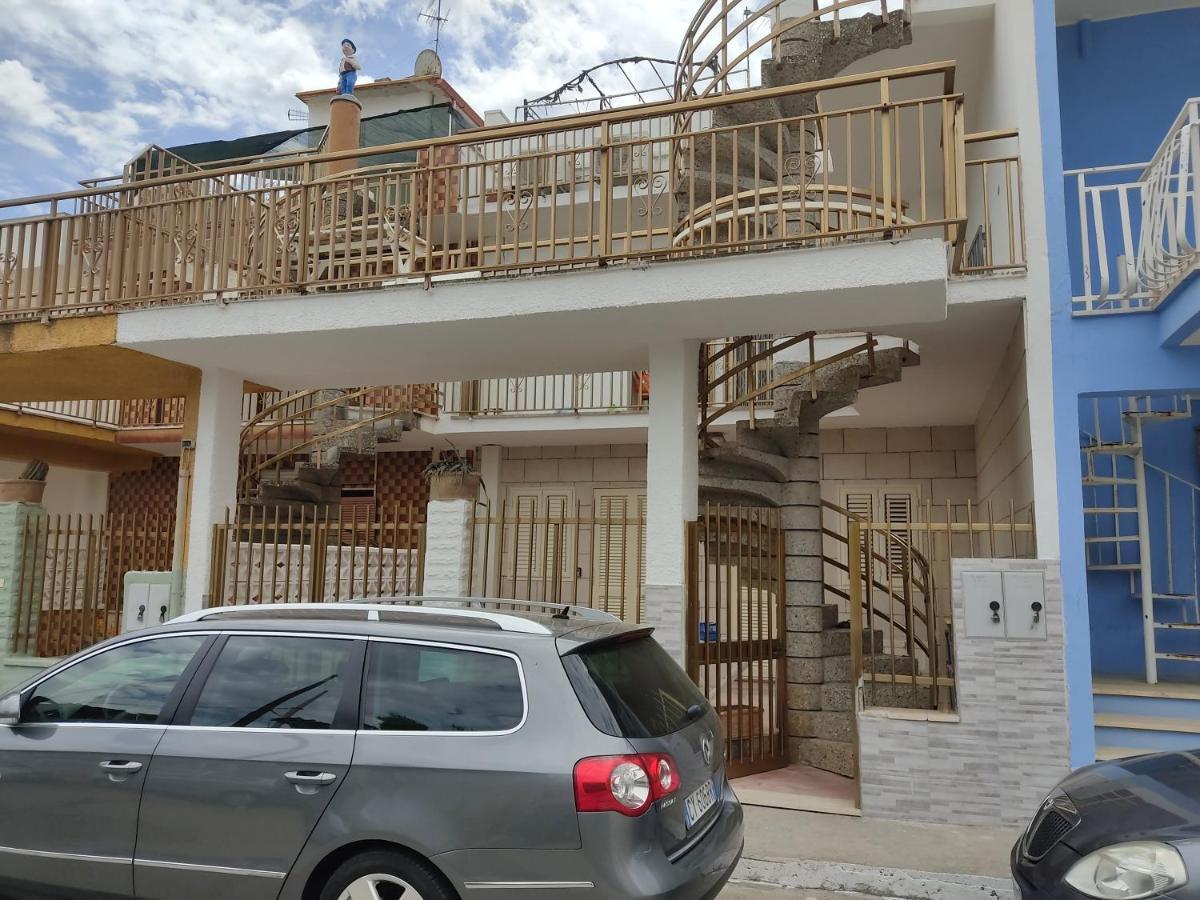 Casa Vacanza Villa Teresa Dix Torre Lapillo Exterior foto